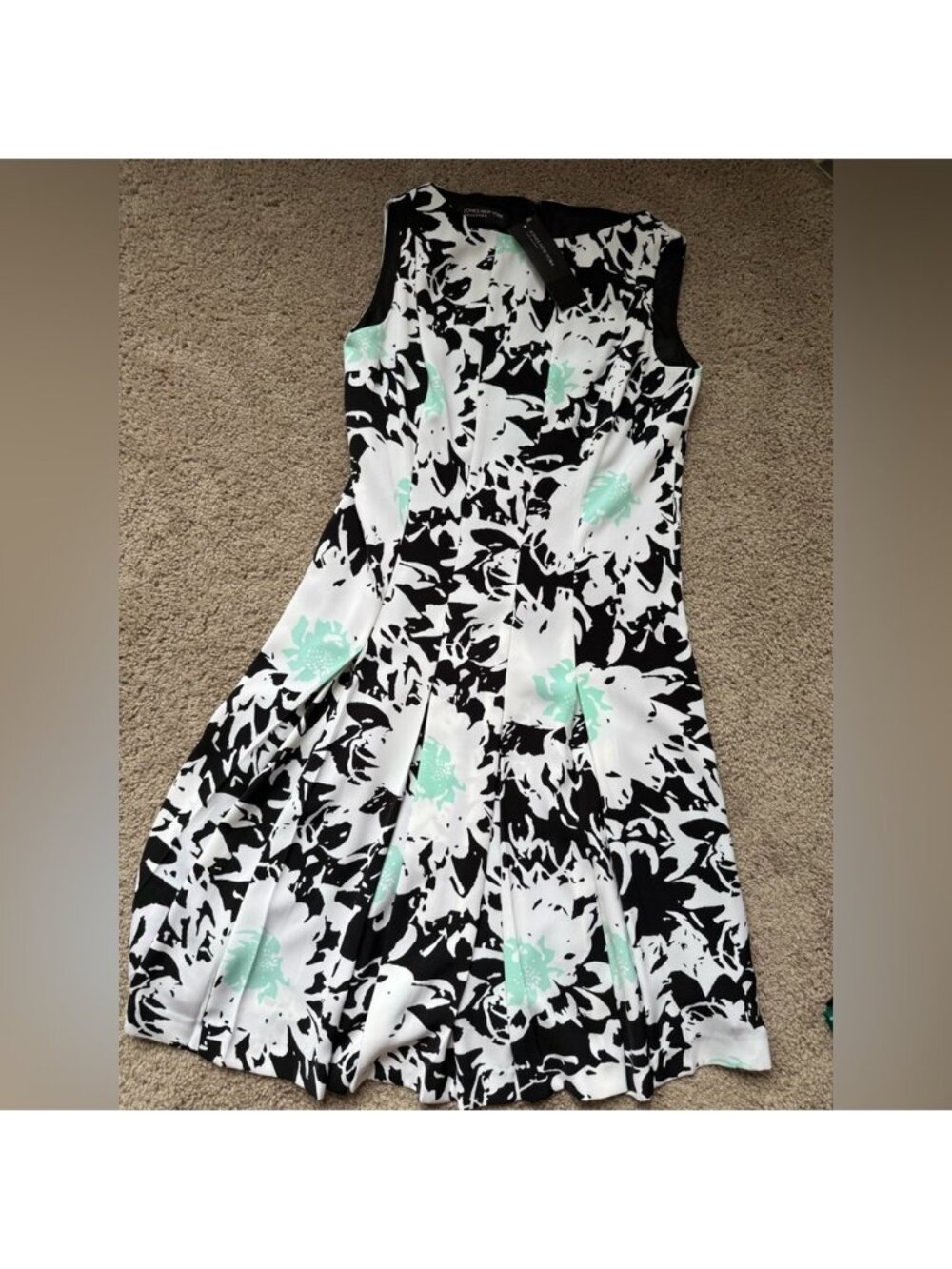 NWT Jones New York Boatneck Line Floral Dress 4